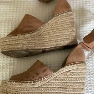 Marc Fisher wedge espadrilles size 7. Great cond.